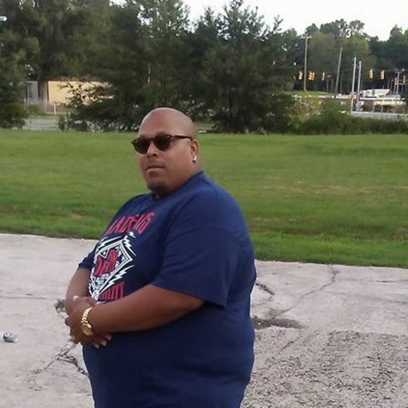 Meet your Posher, James - Picture 1 of 1